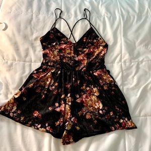Backless Velvet Romper